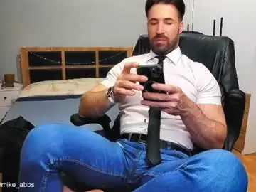 Chaturbate Live Porn of mikestrip