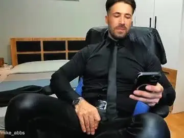 Chaturbate Best live sex cam show of mikestrip