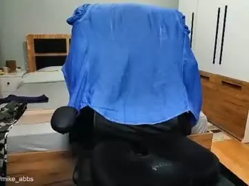 Chaturbate Free Porn Cam of mikestrip