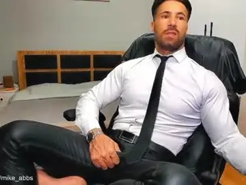 Chaturbate Live Sex of mikestrip
