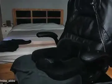 Chaturbate Best live sex cam show of mikestrip