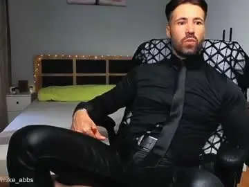 Chaturbate Watch Live Sex Cams of mikestrip