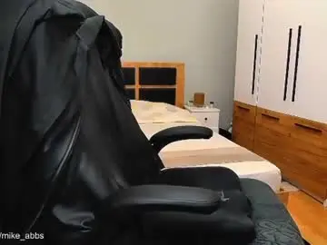 Chaturbate Best live sex cam show of mikestrip