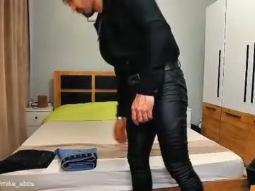 Chaturbate Sex Cam of mikestrip