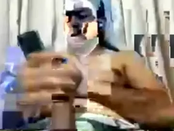Chaturbate Live Sex Cam of luis_hunk