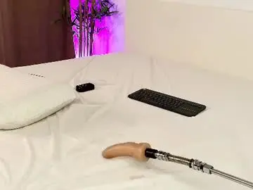 Chaturbate Best live sex cam show of raquel_lust