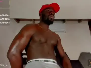 Chaturbate Sex Cam of latrellx7