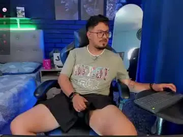 Chaturbate Adult Video Chat of daviidevans