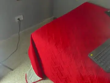 Chaturbate Adult Webcams of golden_kiss23