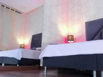 Chaturbate Sex Chat of iris_bells