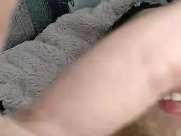 Chaturbate Live Sex Cam of submissivelatintight18