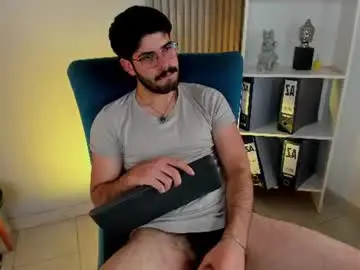 Chaturbate Live Porn of domboy_