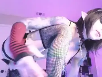 Chaturbate Free Porn Cam of ivey_strigoi