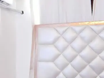 Chaturbate Watch Live Sex Cams of michelleblair1