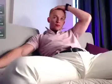 Chaturbate Nude Webcam of night_wwwolf