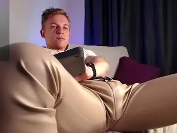 Chaturbate Adult Webcams of night_wwwolf