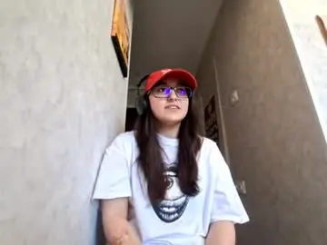 Chaturbate Live Sex Cam of dodiebabikian