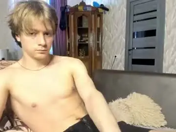 Chaturbate Watch Live Sex Cams of milkiwy