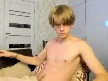 Chaturbate Watch Live Sex Cams of milkiwy