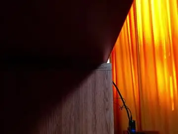 Chaturbate Live Porn of sebastian_025