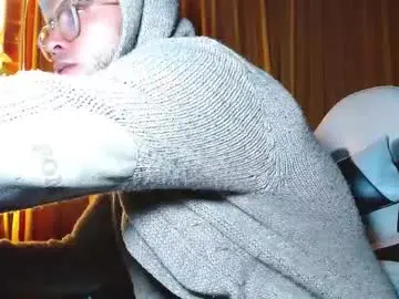 Chaturbate Live Sex Cam of sebastian_025