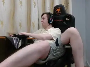 Chaturbate Nude Webcam of iliaskrisloveee