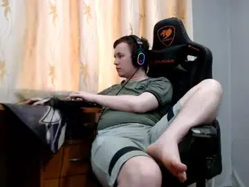 Chaturbate Watch Live Sex Cams of iliaskrisloveee