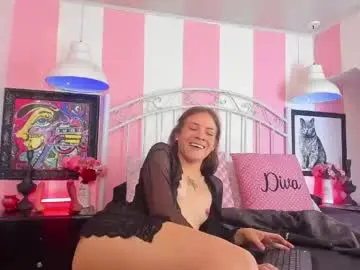 Chaturbate Live Sex of liah_grey8