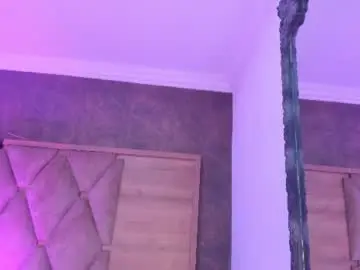 Chaturbate Live Sex Cam of cristinerain