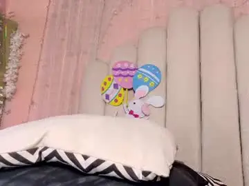 Chaturbate Free Live Porn of hollyyqueen_