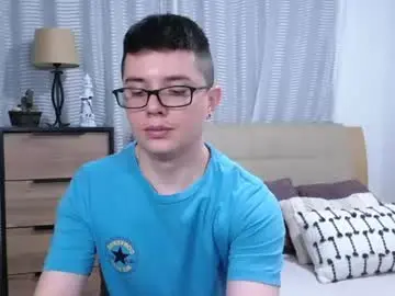 Chaturbate Free Live Porn of kevinhunts