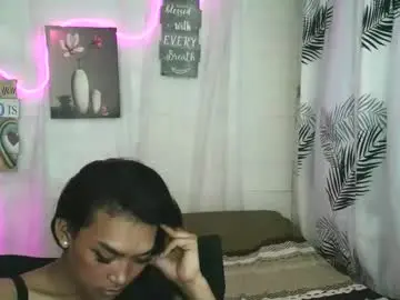 Chaturbate Live Sex Cam of ur_dazzlingmorenaxx