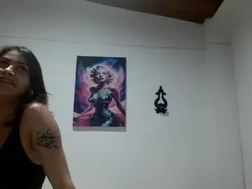 Chaturbate Watch Live Sex Cams of crystal_starx