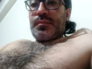 Chaturbate Watch Live Sex Cams of luis2988z
