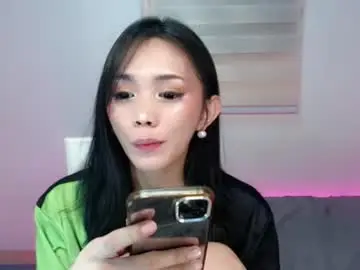Chaturbate Live Sex Cam of ughliah
