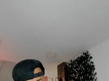 Chaturbate Watch Live Sex Cams of bento_fox