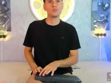 Chaturbate Live Sex Cam of perfectskinny_latinmen_07