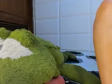 Chaturbate Free Porn Cam of channel_mills