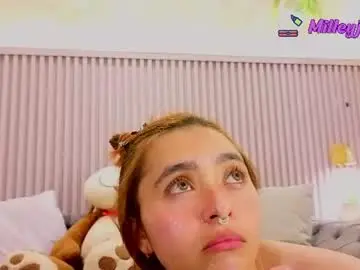Chaturbate Nude Webcam of milleyjones_