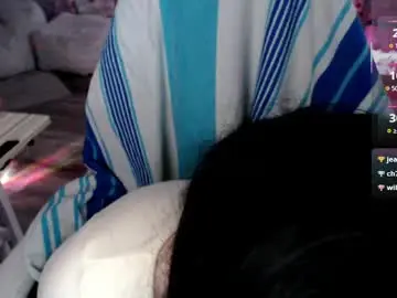 Chaturbate Live Sex Cam of bellastar84