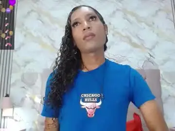 Chaturbate Live Porn of mia_hiills