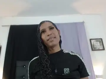 Chaturbate Live Porn of mia_hiills