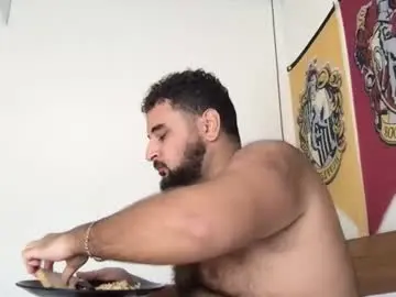 Chaturbate Live Sex Cam of _alan_bear_