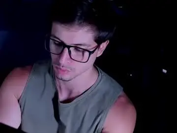 Chaturbate Free Porn Cam of adam_bouton