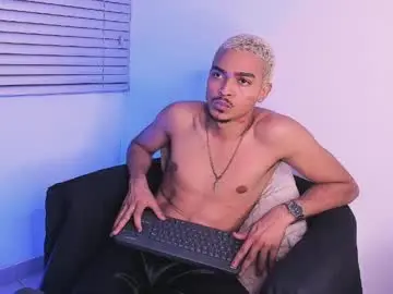 Chaturbate Adult Webcam of axelstones_