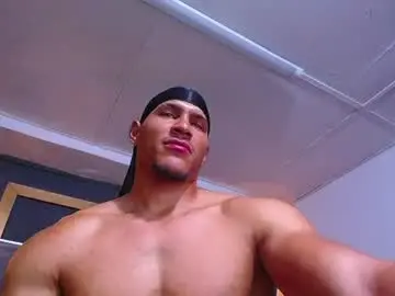 Chaturbate Live Porn of adam_fit19cm