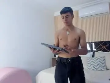 Chaturbate Watch Live Sex Cams of bruno_fox_