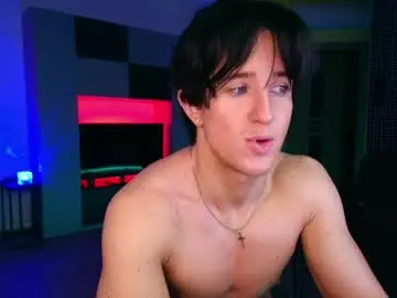 Chaturbate Live Sex Cam of christianlevine_