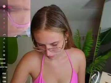Chaturbate Best live sex cam show of miaa_hill