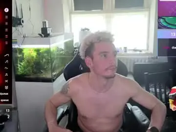 Chaturbate Watch Live Sex Cams of rayzel31